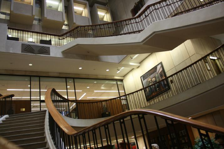 A picture of the inside of the Countway Library of Medicine at Harvard Medical School.